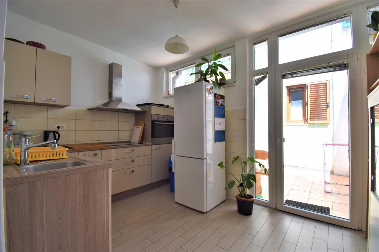 Apartment Adem Koper Luaran gambar