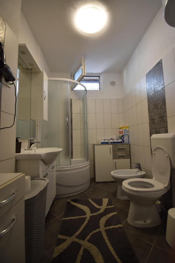 Apartment Adem Koper Luaran gambar